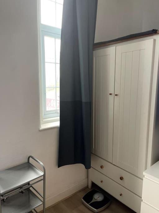 Studio Flat London Finchley Rd Nw11 Eksteriør bilde