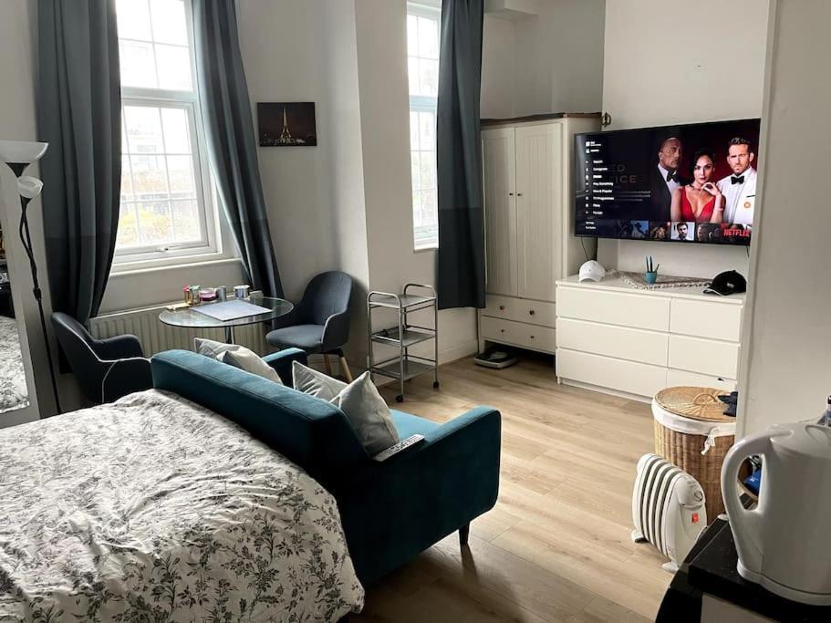 Studio Flat London Finchley Rd Nw11 Eksteriør bilde