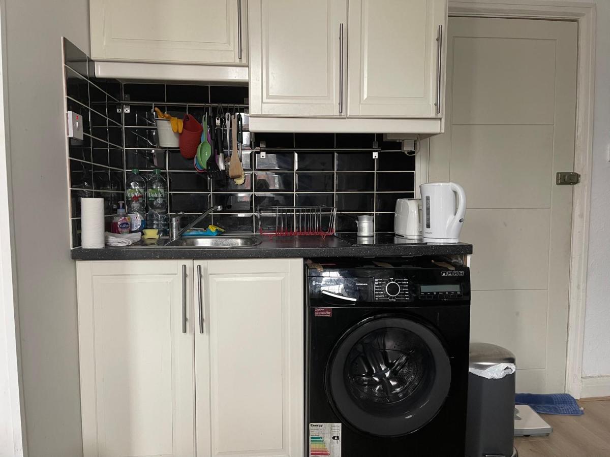 Studio Flat London Finchley Rd Nw11 Eksteriør bilde